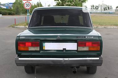 Седан ВАЗ / Lada 2107 1999 в Днепре
