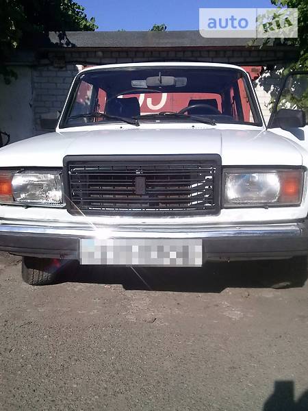 Седан ВАЗ / Lada 2107 1995 в Одессе