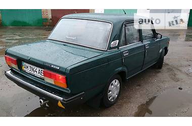 Седан ВАЗ / Lada 2107 2006 в Житомире