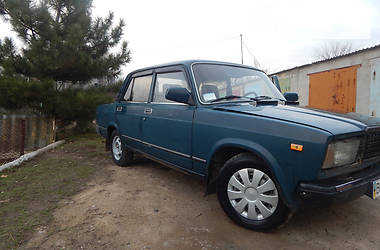 Седан ВАЗ / Lada 2107 1995 в Николаеве