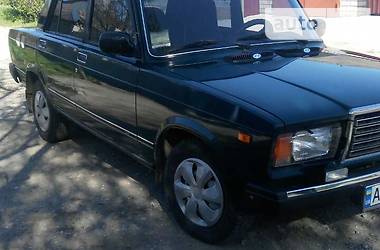 Седан ВАЗ / Lada 2107 2005 в Дніпрі