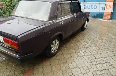 Седан ВАЗ / Lada 2107 1989 в Сумах