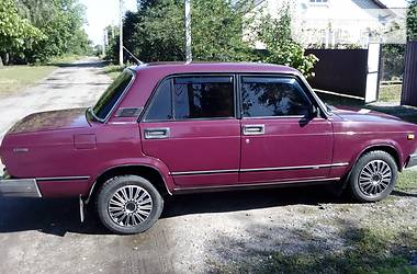Седан ВАЗ / Lada 2107 2000 в Кропивницькому