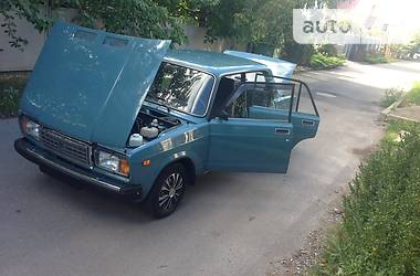 Седан ВАЗ / Lada 2107 2005 в Ямполе