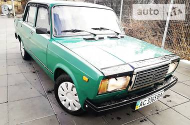 Седан ВАЗ / Lada 2107 2005 в Луцке