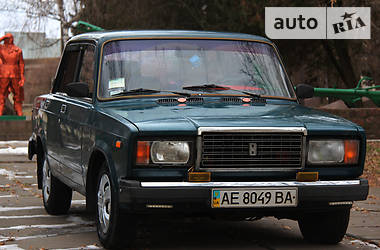 Седан ВАЗ / Lada 2107 2000 в Апостоловому