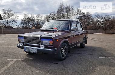 Седан ВАЗ / Lada 2107 2006 в Кривом Роге