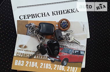 Седан ВАЗ 2107 2004 в 