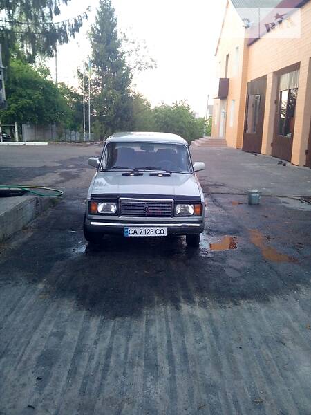 Седан ВАЗ / Lada 2107 2007 в Чигирине