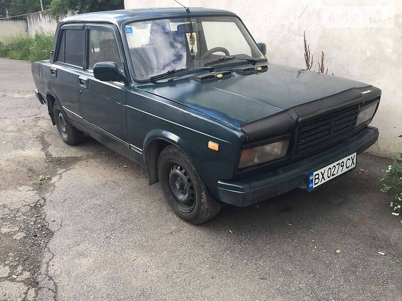 Седан ВАЗ / Lada 2107 1987 в Хмельницком