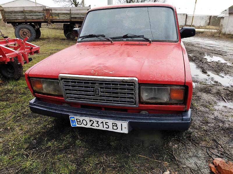 Седан ВАЗ / Lada 2107 1987 в Збараже