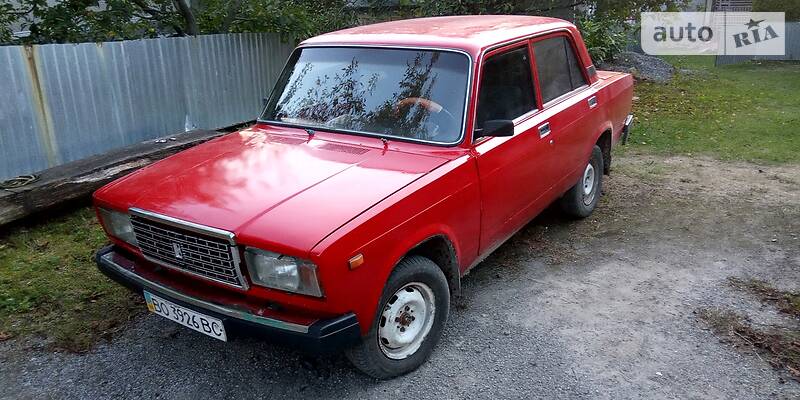 Седан ВАЗ / Lada 2107 1991 в Борщеве