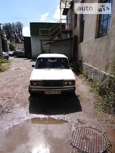 Седан ВАЗ / Lada 2107 1986 в Львове