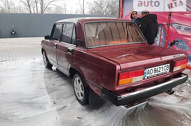 Седан ВАЗ / Lada 2107 2007 в Ужгороде