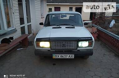 Седан ВАЗ / Lada 2107 1984 в Ярмолинцях