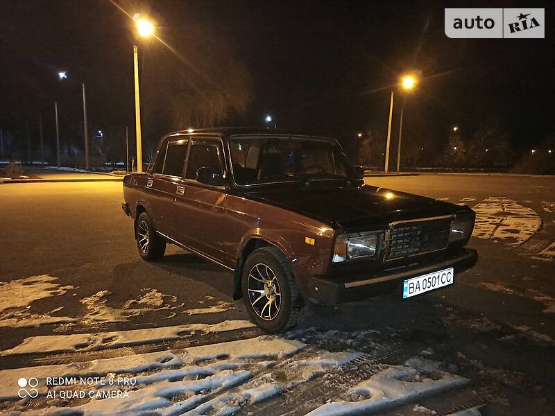 Седан ВАЗ / Lada 2107 2007 в Кривом Роге