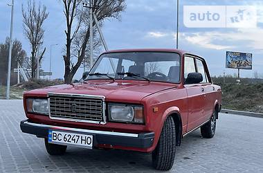 Седан ВАЗ / Lada 2107 1990 в Львове