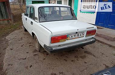 Седан ВАЗ / Lada 2107 1989 в Маньковке