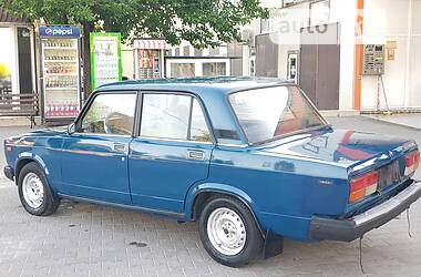 Седан ВАЗ / Lada 2107 2003 в Одессе