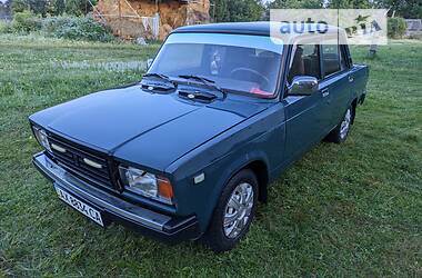 Седан ВАЗ / Lada 2107 1997 в Валках