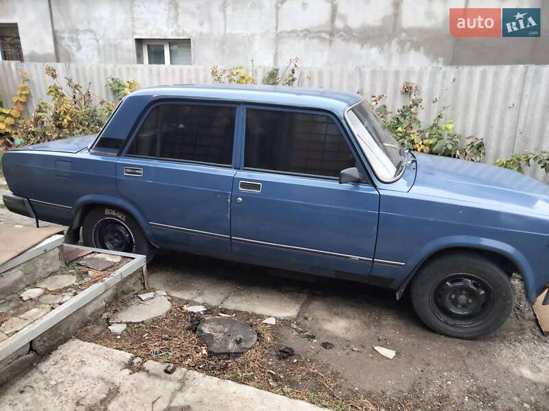 Седан ВАЗ / Lada 2107 2005 в Николаеве фото 5 Седан ВАЗ / Lada 2107 2005 в Николаеве