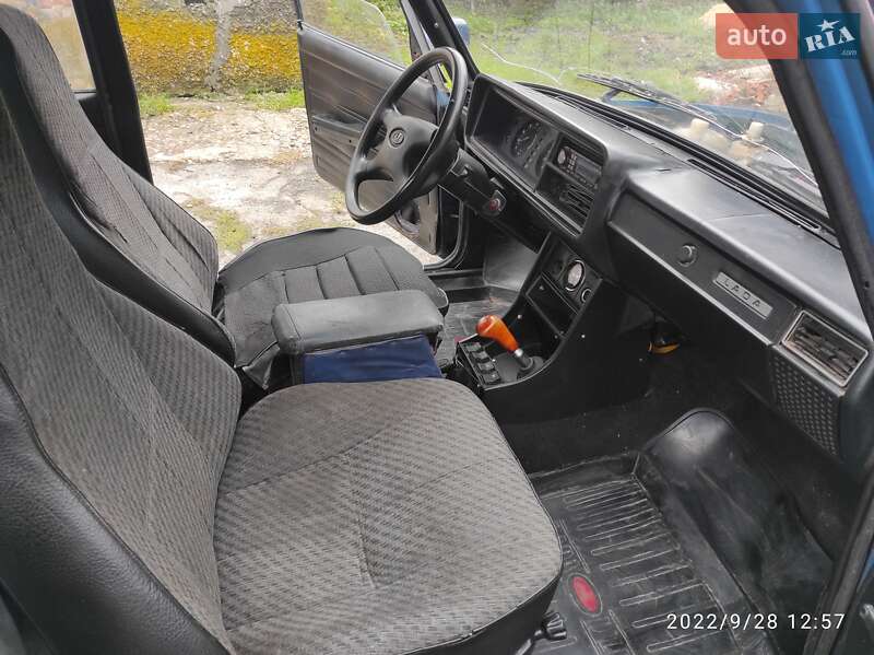 Седан ВАЗ / Lada 2107 2001 в Бурыни
