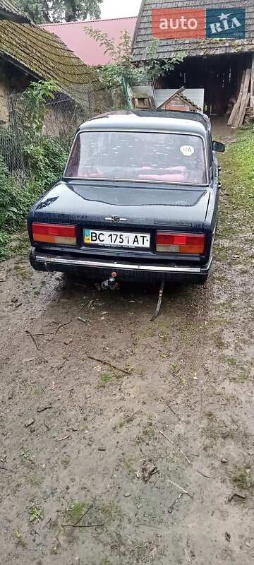 Седан ВАЗ / Lada 2107 1986 в Пустомытах