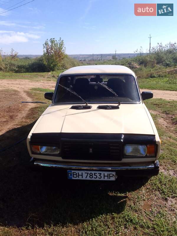 Седан ВАЗ / Lada 2107 1987 в Одессе