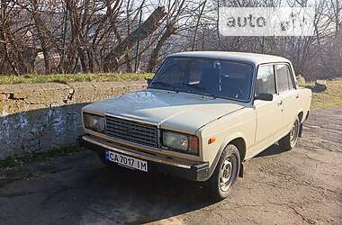 Седан ВАЗ / Lada 2107 1992 в Умани