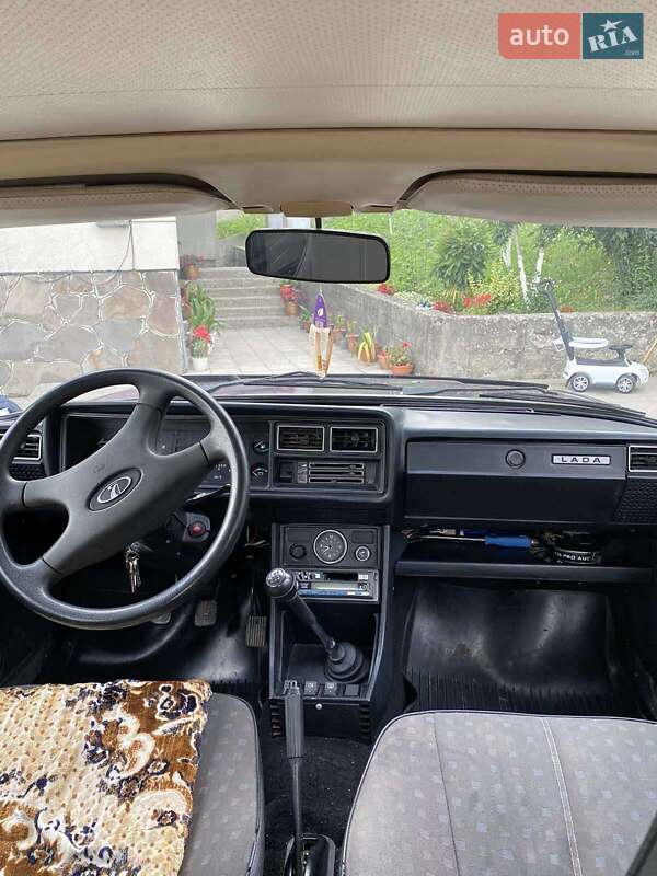 Седан ВАЗ / Lada 2107 2003 в Нижней Апше