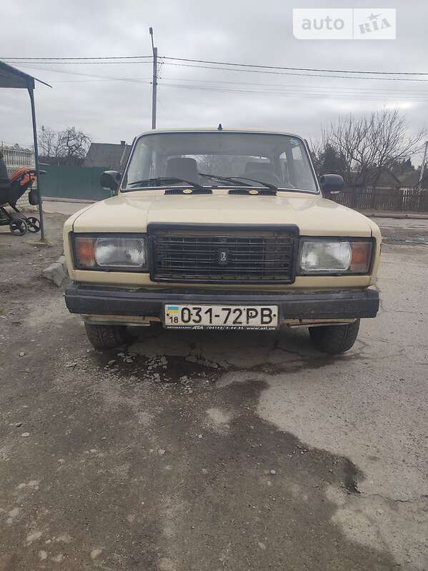 Седан ВАЗ / Lada 2107 1986 в Олевске