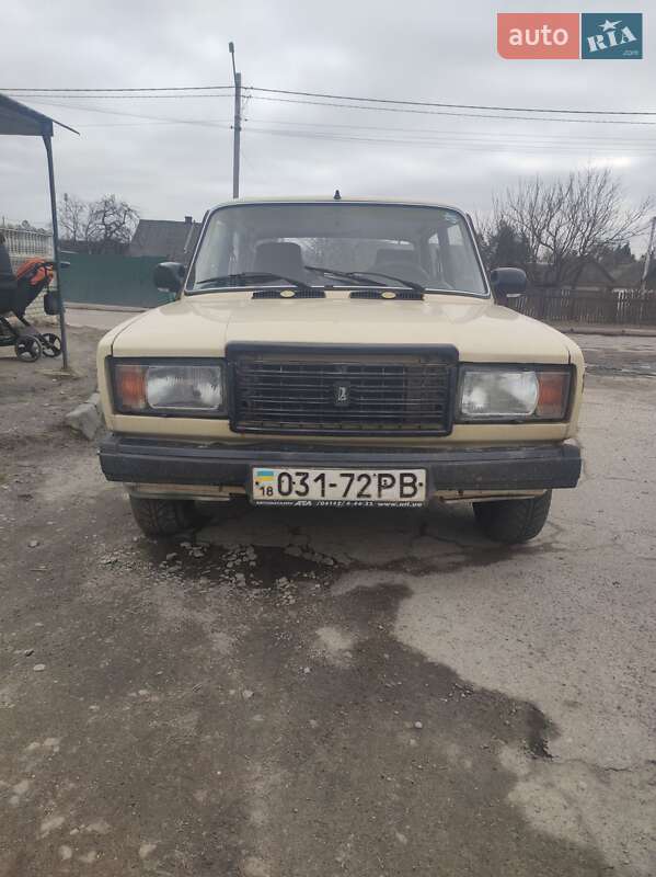 Седан ВАЗ / Lada 2107 1986 в Олевске фото Седан ВАЗ / Lada 2107 1986 в Олевске