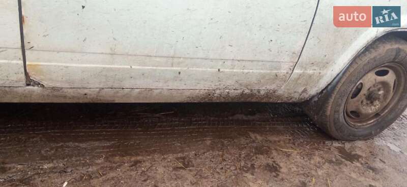 Седан ВАЗ / Lada 2107 1993 в Сквире