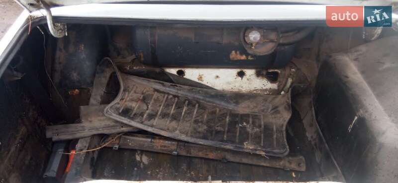 Седан ВАЗ / Lada 2107 1993 в Сквире