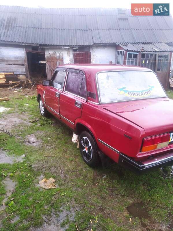 Седан ВАЗ / Lada 2107 1997 в Луцьку