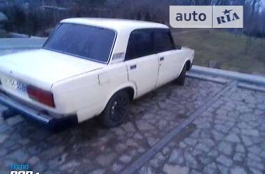 Седан ВАЗ / Lada 2107 1982 в Житомире
