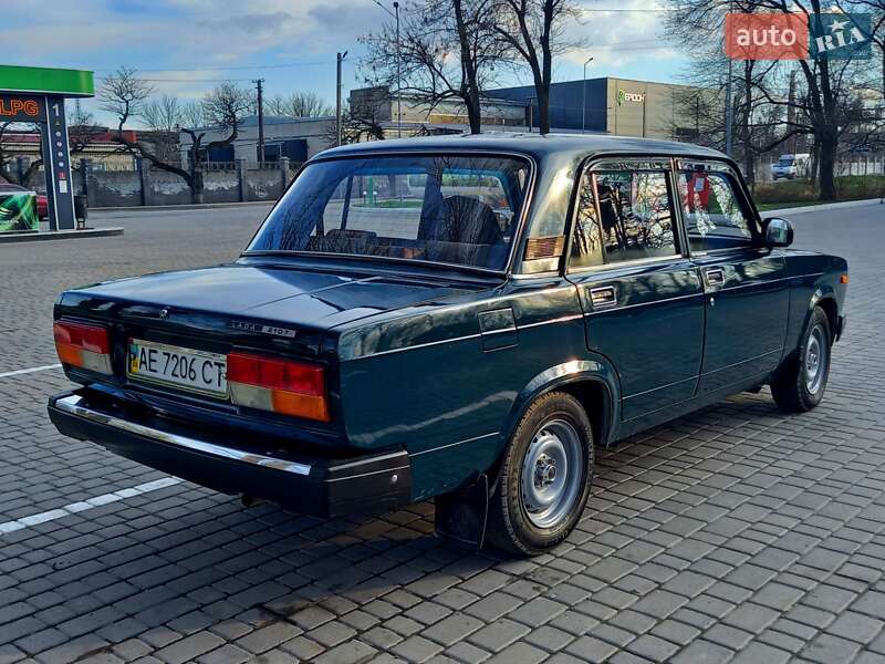 Седан ВАЗ / Lada 2107 2008 в Новомосковске