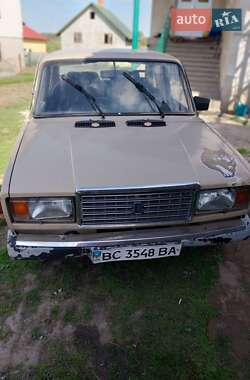 Седан ВАЗ / Lada 2107 1995 в Самборе