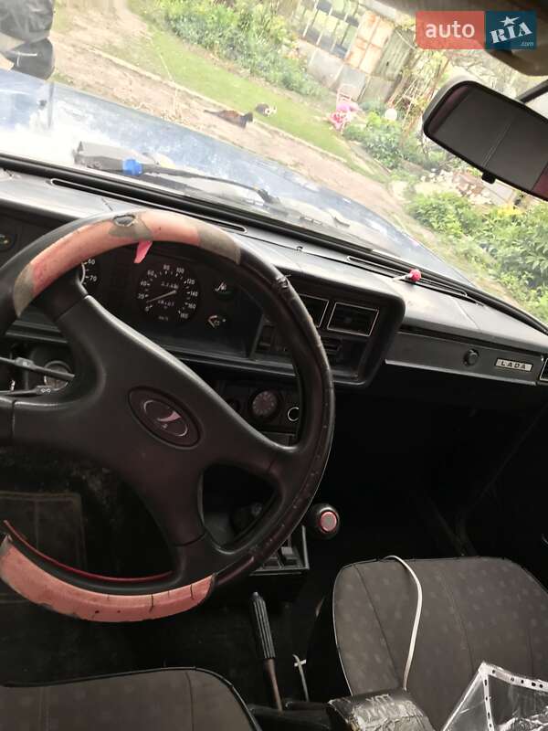 Седан ВАЗ / Lada 2107 2004 в Белой Церкви фото 5 Седан ВАЗ / Lada 2107 2004 в Белой Церкви