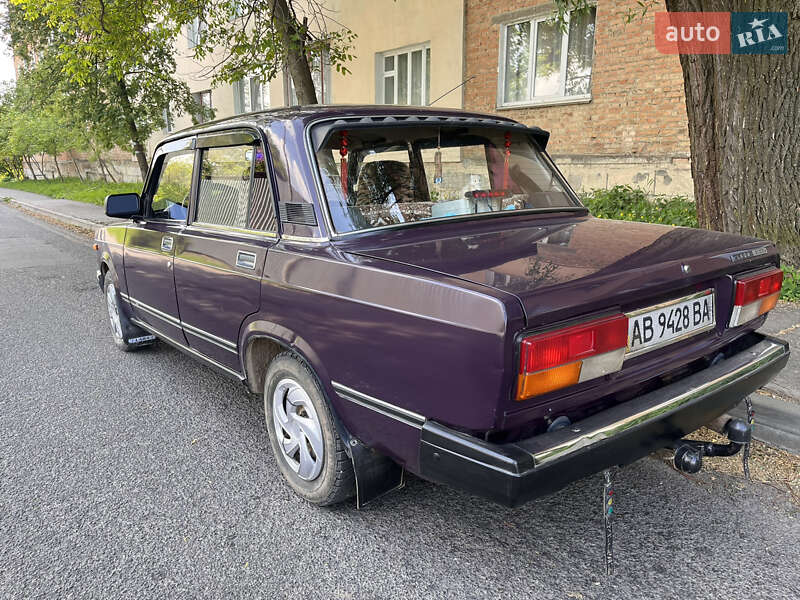 Седан ВАЗ / Lada 2107 2005 в Тульчине