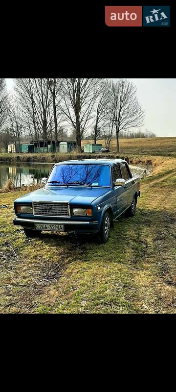 Седан ВАЗ / Lada 2107 1989 в Христинівці