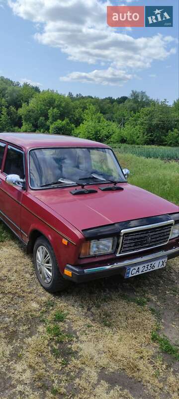 Седан ВАЗ / Lada 2107 2005 в Каменке