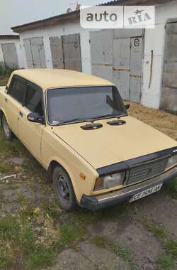 Седан ВАЗ / Lada 2107 1986 в Чернівцях