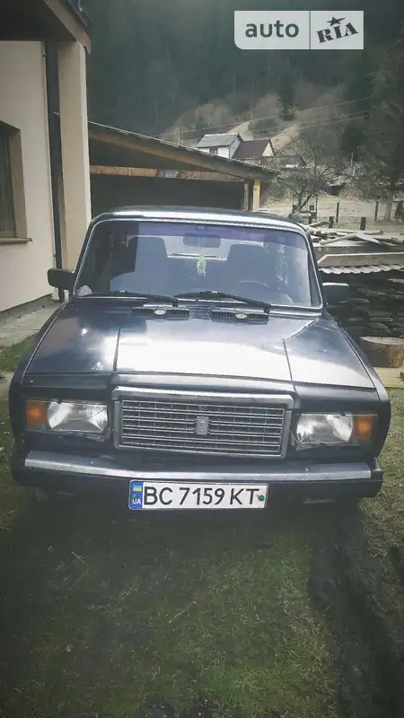 ВАЗ 2107 1989