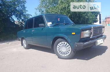 Седан ВАЗ / Lada 2107 2004 в Сновске