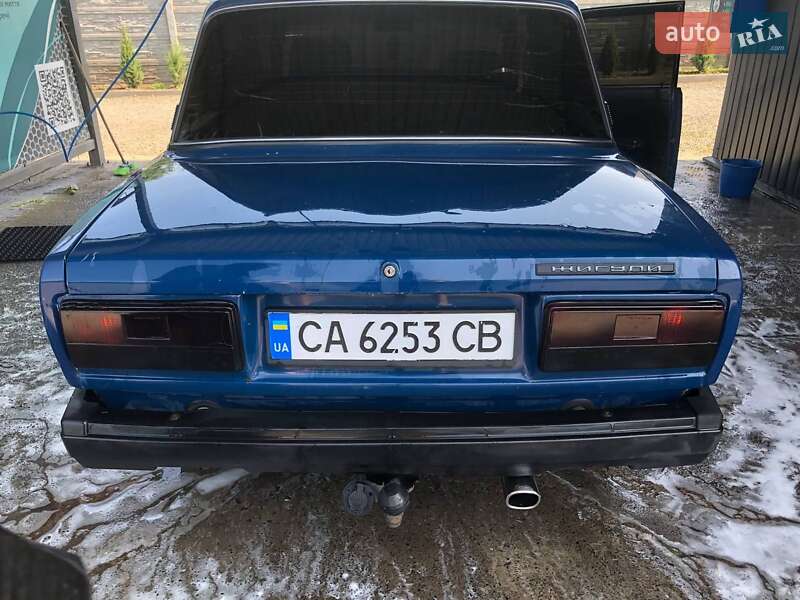 Седан ВАЗ / Lada 2107 2004 в Городищеві