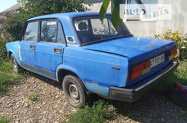 Седан ВАЗ / Lada 2107 1999 в Снятине