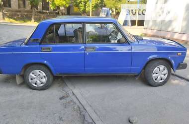 Седан ВАЗ / Lada 2107 1999 в Каменском