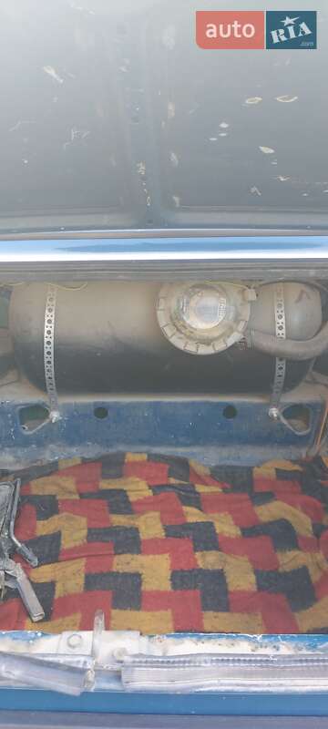 Седан ВАЗ / Lada 2107 2004 в Виноградові