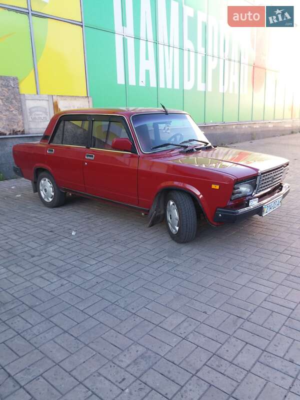 Седан ВАЗ / Lada 2107 1992 в Кам'янському фото 4 Седан ВАЗ / Lada 2107 1992 в Кам'янському